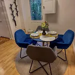 Vb Rooms - Cozy Retreat In Budapest\'S Heart