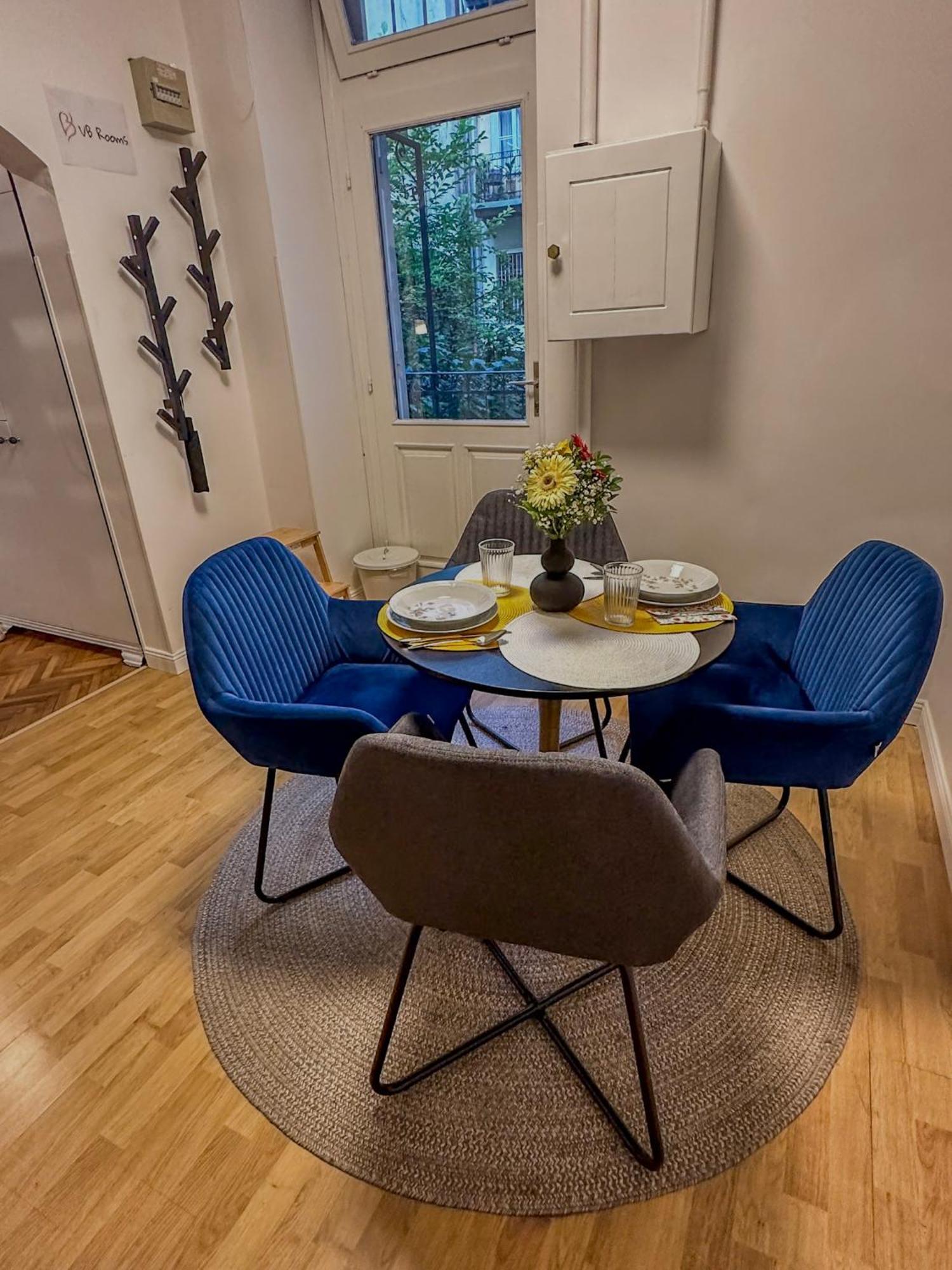 Vb - Cozy Retreat In Budapest's Heart Apartment